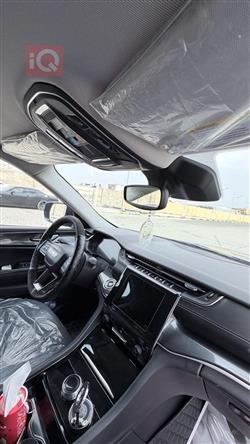 جیپ گراند شیرۆکی